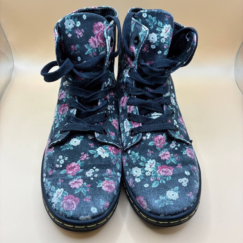 Dr. Martens Women Boots‎ 7 Canvas Dark Floral Streetwear Indie Sleaze Whimsigoth